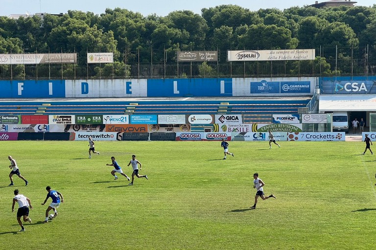 Fidelis Andria, allenamento congiunto con il Città di Trani