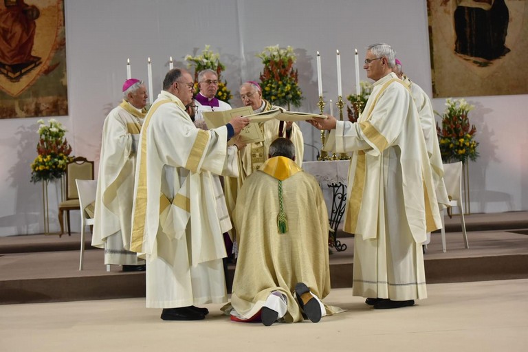 Mons. Basile