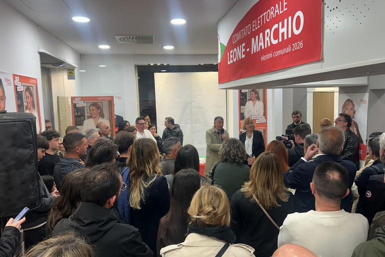 Inaugurazione comitato elettorale di Leone e Marchio in via  Regina Margherita n. 123 Andria