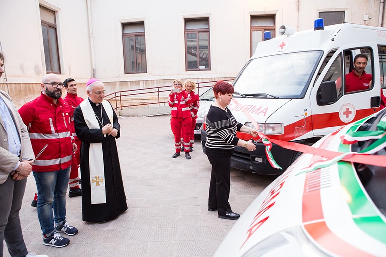 Inaugurata una nuova ambulanza della Croce Rossa di Andria. <span>Foto Riccardo Di Pietro</span>