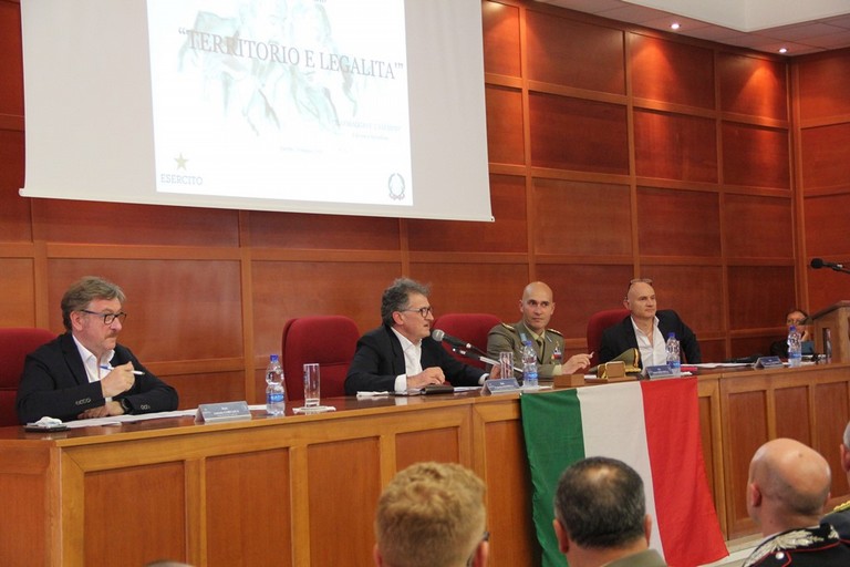 Territorio e legalità alla caserma Stella