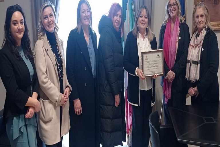 Le Amiche per le Amiche incontrano il Prefetto Riflesso