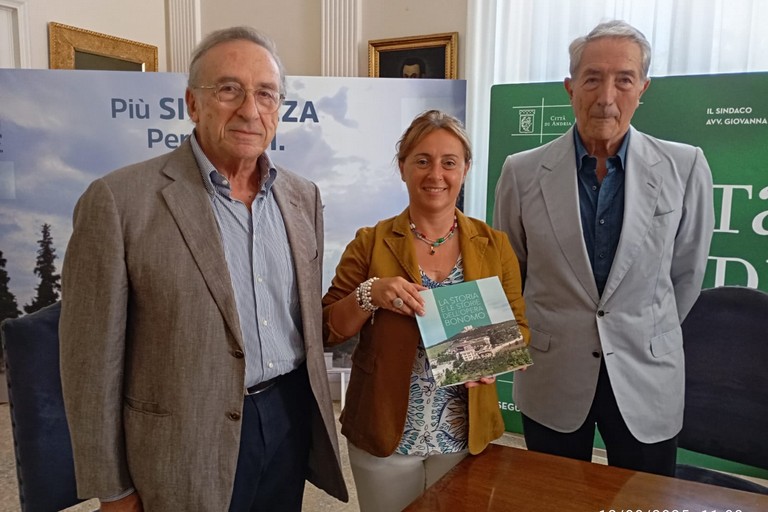 Libro Opera Bonomo