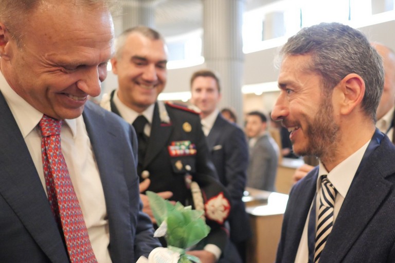 Ministro Lollobrigida con la Burrata IGP di Andria