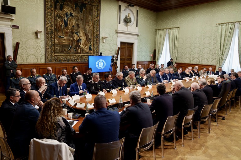 riunione governo Meloni