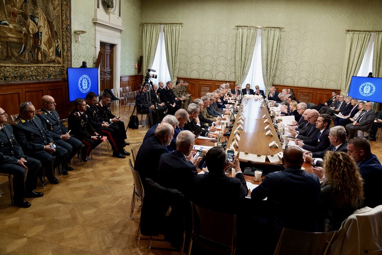 riunione governo Meloni