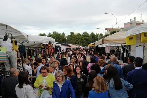 mercato settimanale