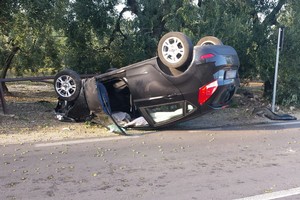 Auto ribaltata sulla Andria - Bisceglie