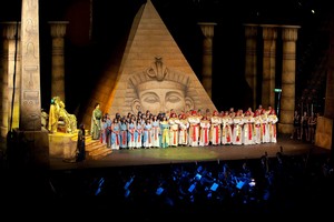 Aida scenografie andria