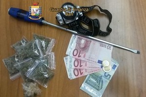 Sequestro droga della Finanza
