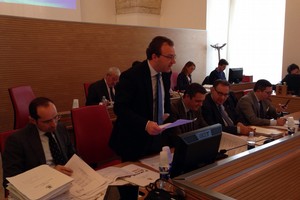 Assessore Damiani durante il Consiglio Provinciale