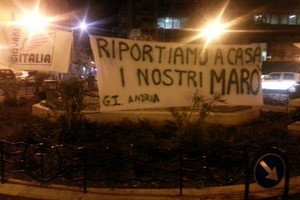 Sit-in Marò Piazza Trieste e Trento