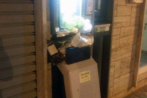 Raccolta medicinali scaduti