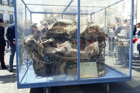 auto scorta capaci
