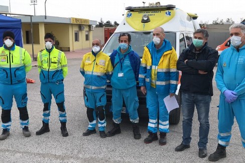 partita per Brescia una equipe sanitaria delle Misericordie