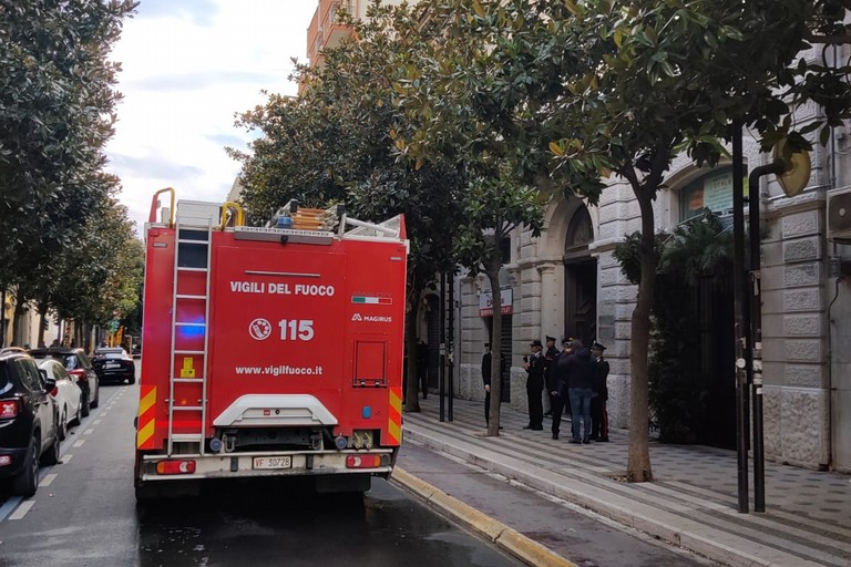 Incendio in un appartamento di corso Cavour