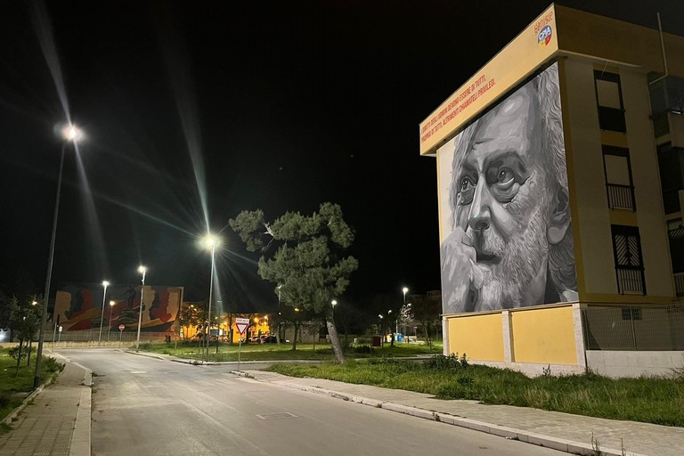 Murales Gino Strada Area San Valentino Andria
