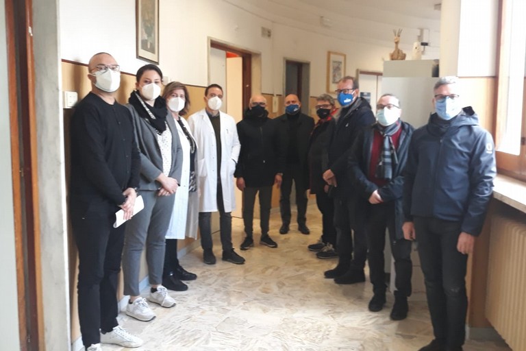 Omaggio della Confcommercio ai sanitari