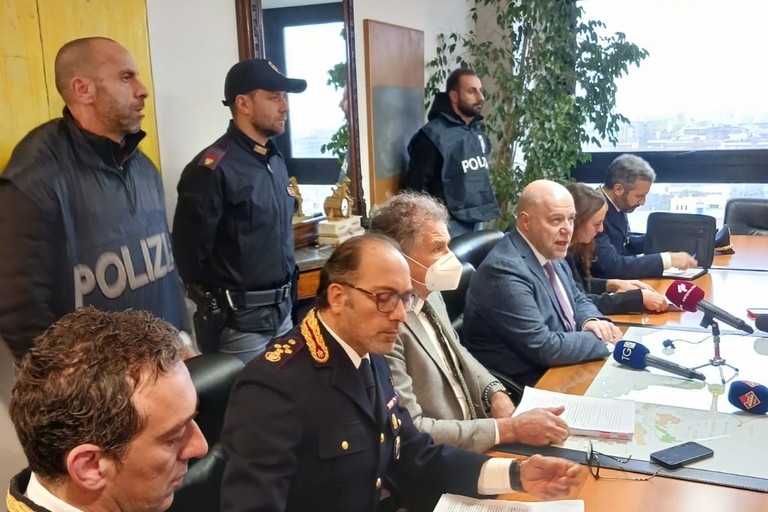 Conferenza stampa Procura Bari