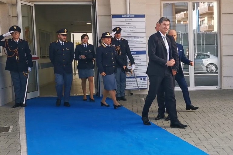 Il capo della Polizia Pisani in Questura ad Andria
