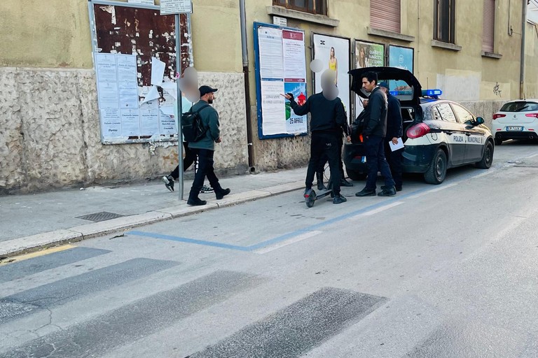 Polizia controlli