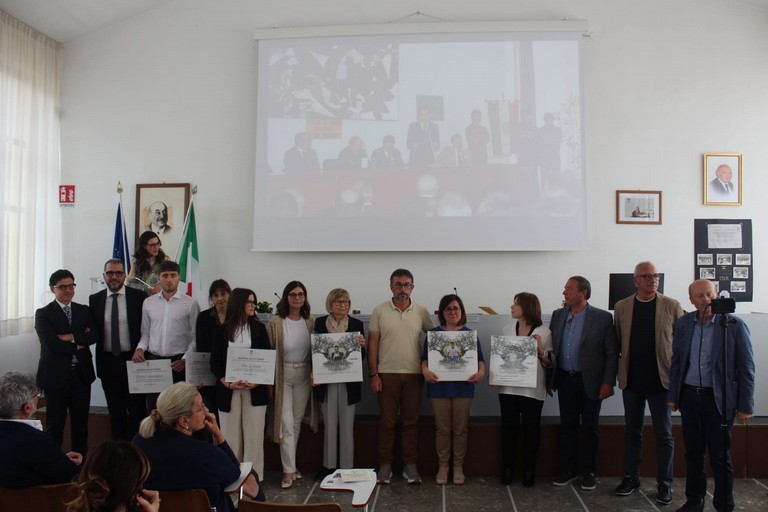 La Politica dell’Istruzione: l’ITT celebra il sen. Onofrio Jannuzzi