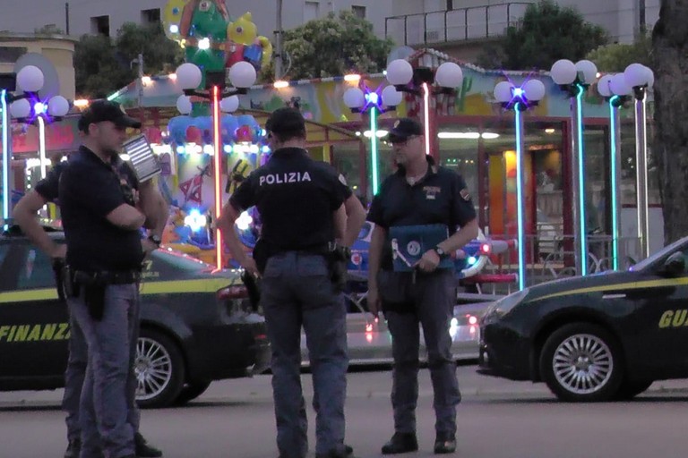 controlli nella villa comunale