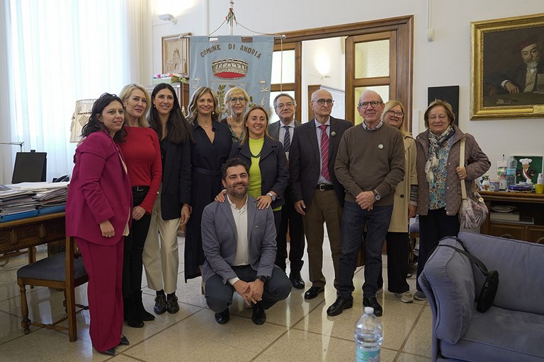 presentazione laboratorio la forza del sorriso calcit andria
