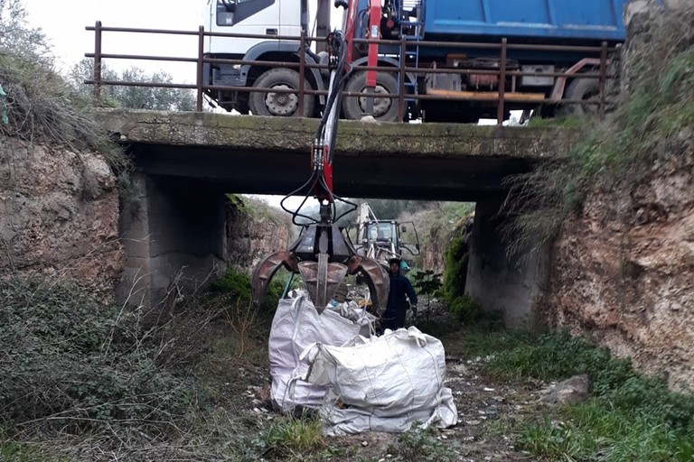 pulizia canalone Ciappetta Camaggio