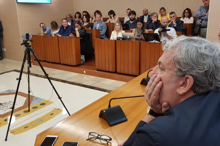 Michele Emiliano riunione con le associazioni ambientaliste