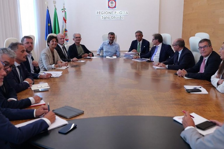 unità di crisi aperta anche ai dg Asl, Aziende ospedaliere e Ircss