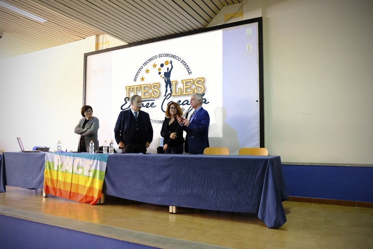 Sandro Ruotolo al Carafa di Andria