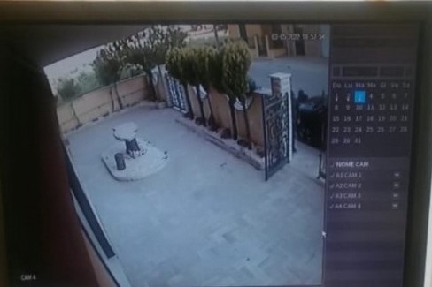 ignoti a bordo di un'auto scura colpiscono anche ad Andria