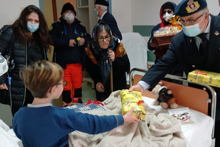 Consegnati nuovi giocattoli
