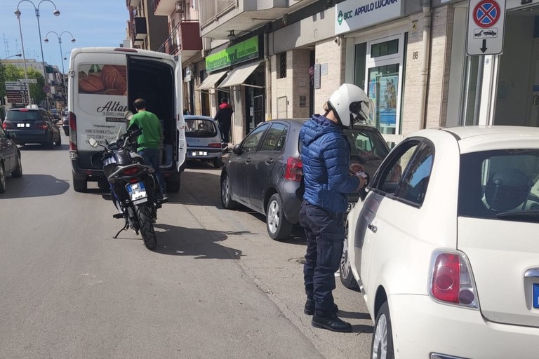 moto civetta della Polizia Locale