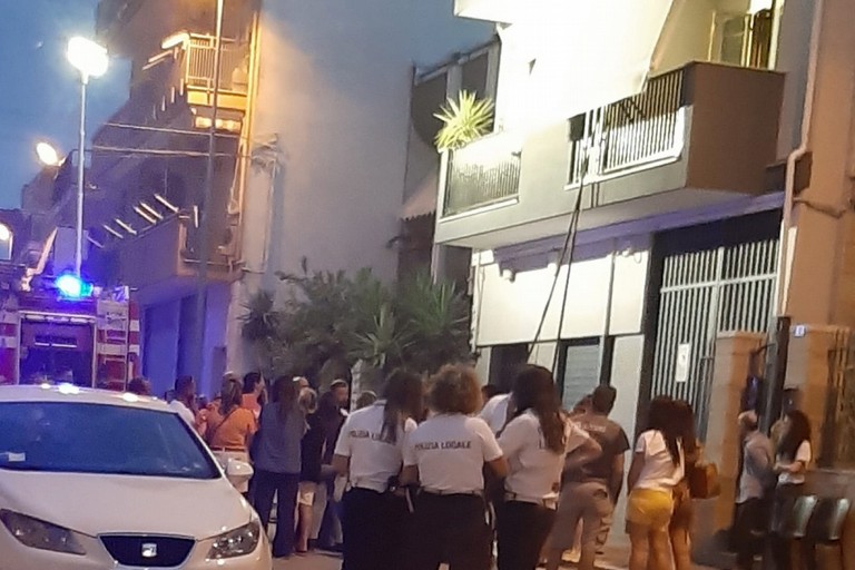 Incendio in via Terenzio