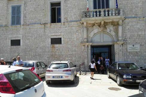 Tribunale e Procura di Trani