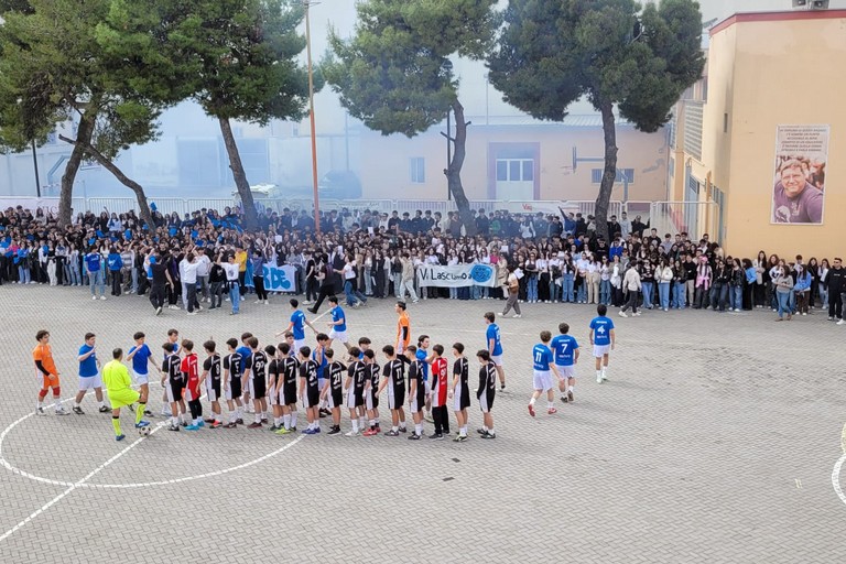 Trionfano i classici nel tradizionale Precetto Pasquale tra i licei andriesi