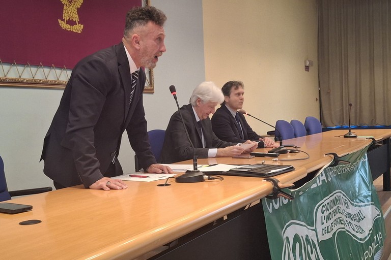 Uccio Persia riconfermato alla guida del COISP in Puglia