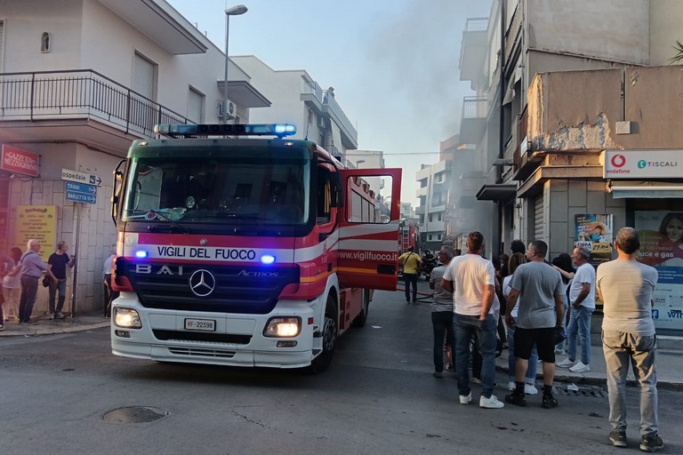 incendio ad Andria