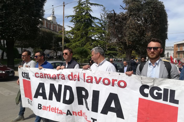 Cgil davanti al Comune