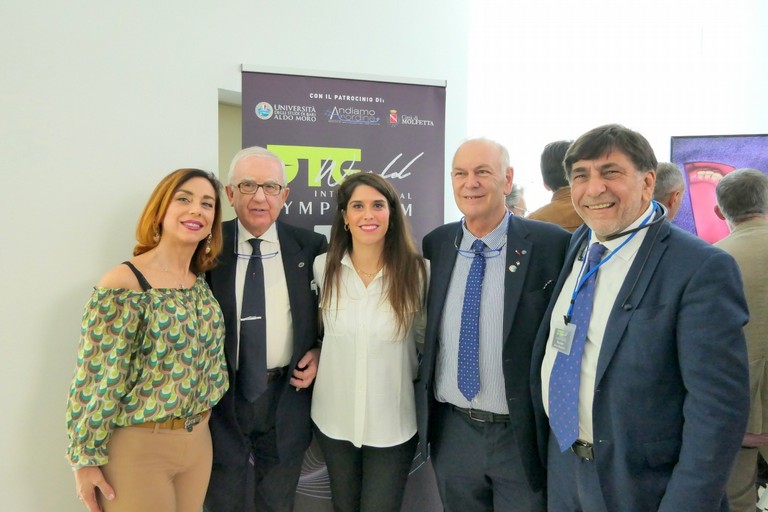 Simposio internazionale su 