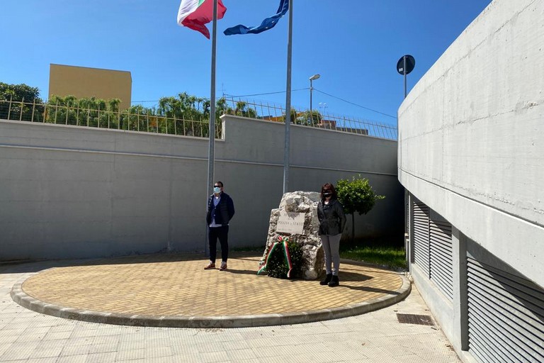 I Sindacati di Polizia rendono omaggio ai Caduti da covid 19