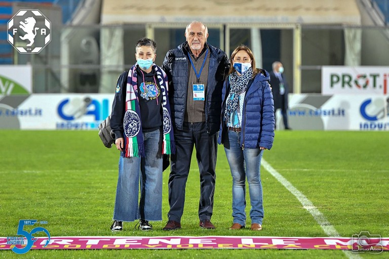 Da sx Patrizia Lomuscio, Aldo Roselli e la sindaca Giovanna Bruno
