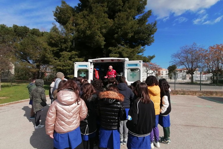 A scuola con la Croce Rossa Andria