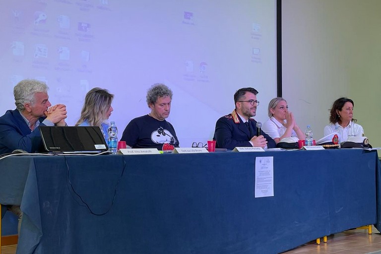 Presentazione dello Sporto di Ascolto presso il Comando di Polizia Locale di Andria per la violenza di genere