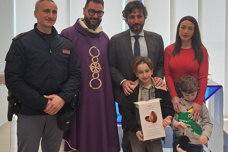 Precetto pasquale in Questura
