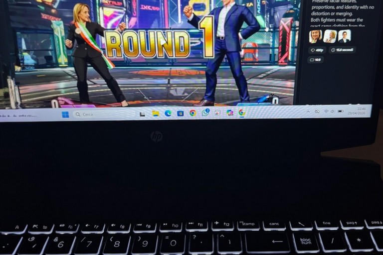 Un'istantanea del videogame di Francesco Casiero che trasforma il confronto politico di Andria in una sfida di agilità digitale
