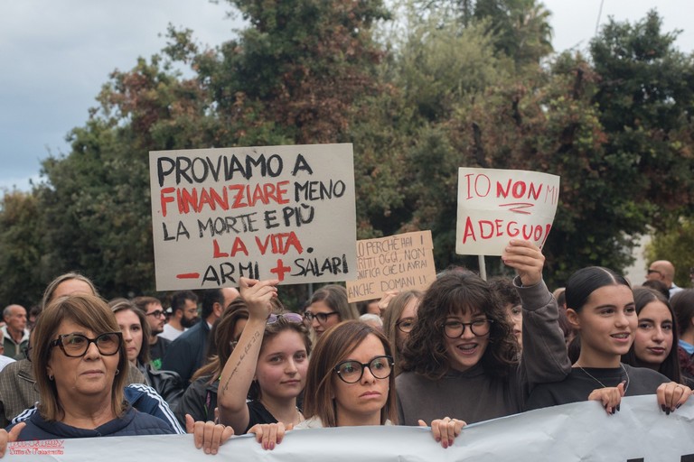 Protesta Andria contro il carovita